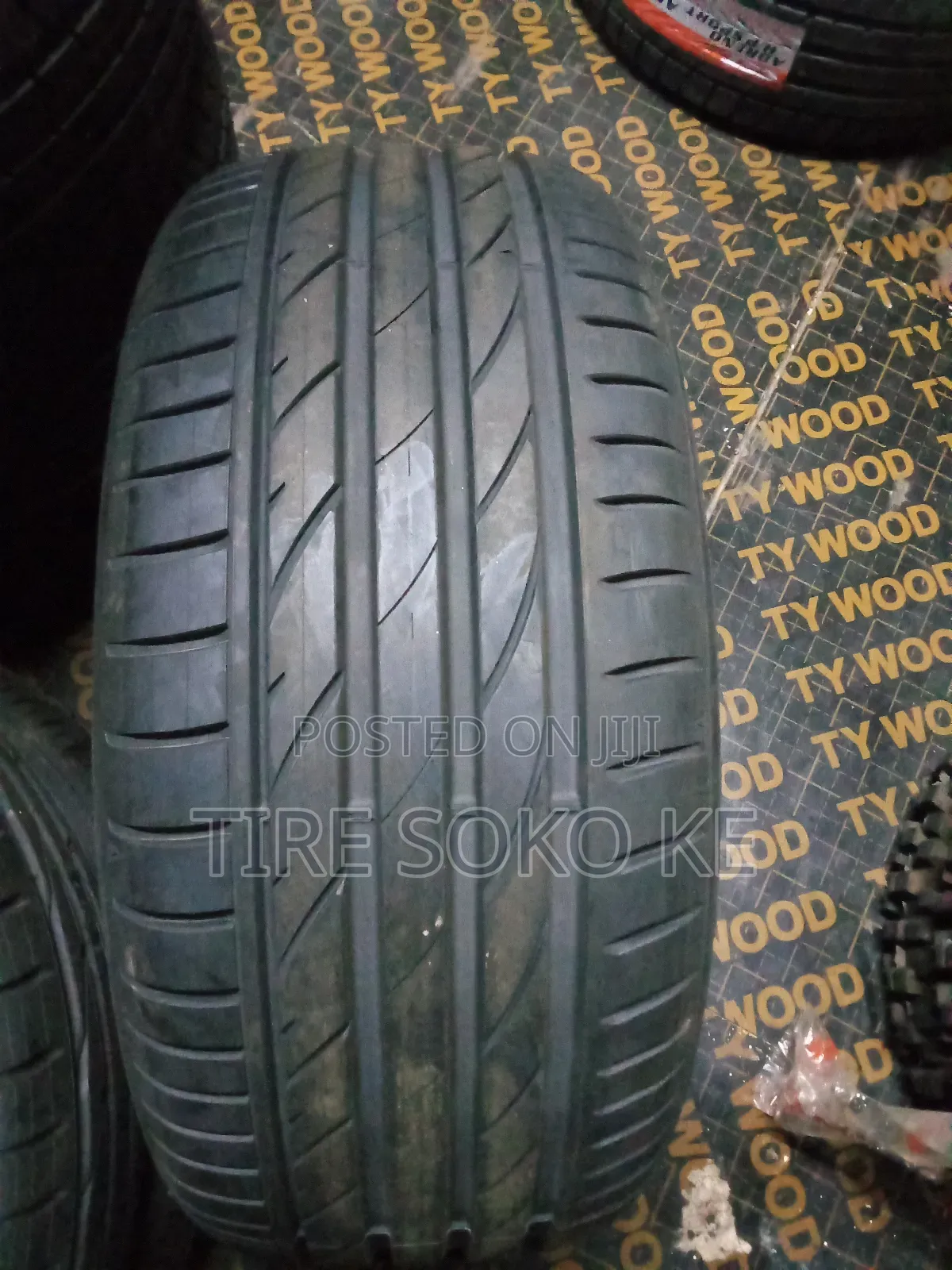 245/50zr18 Maxxis Victra Sport Vs5