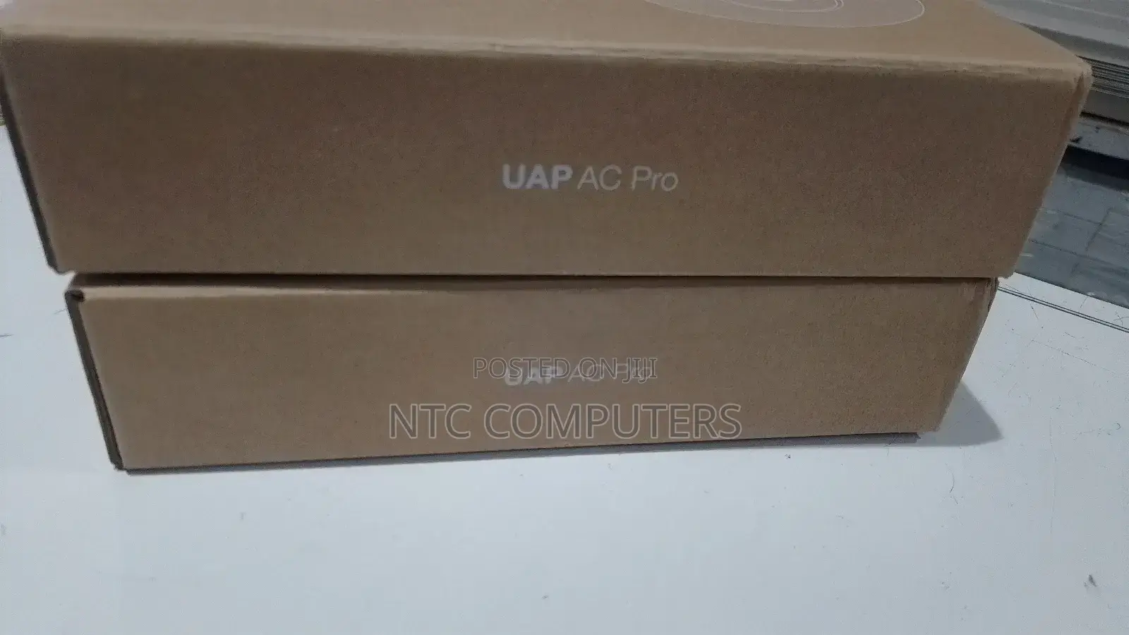 Ubiquiti Unifi Dual Band Uap-Ac-Pro With (Uap-Ac-Pro)