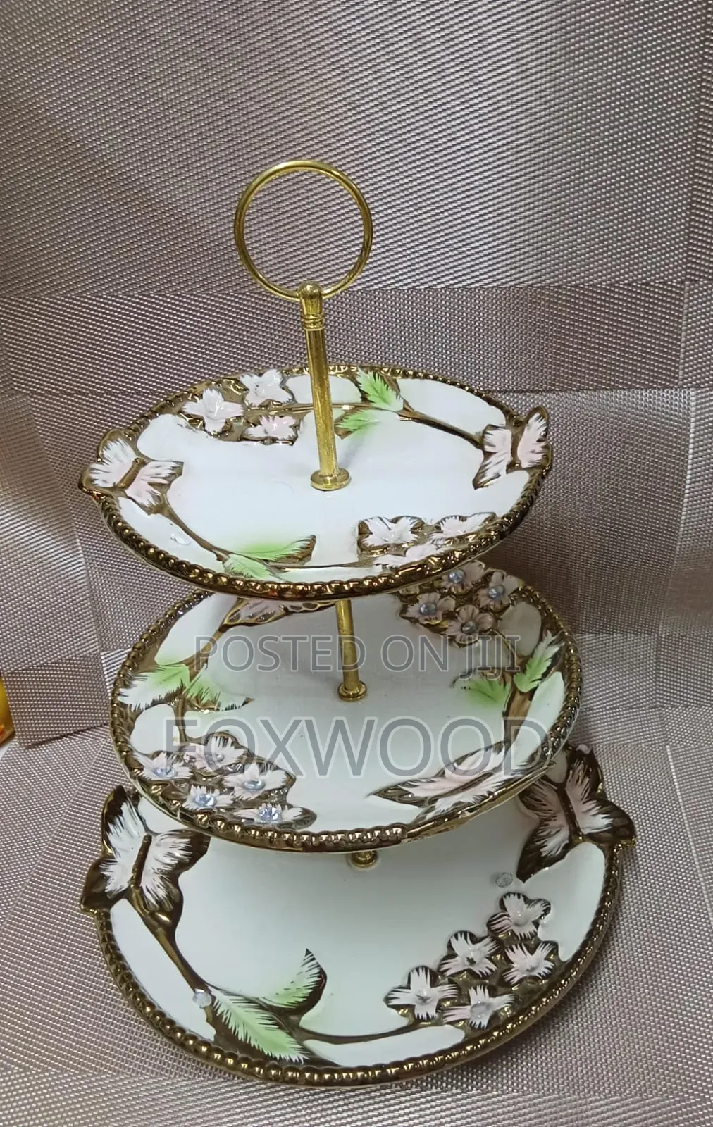 _3layer Round Cake Stand.