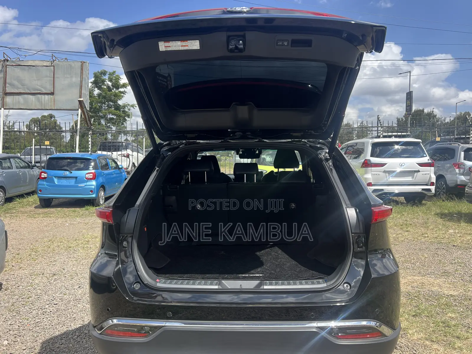 Toyota Harrier 2.0 2020 Matt Black