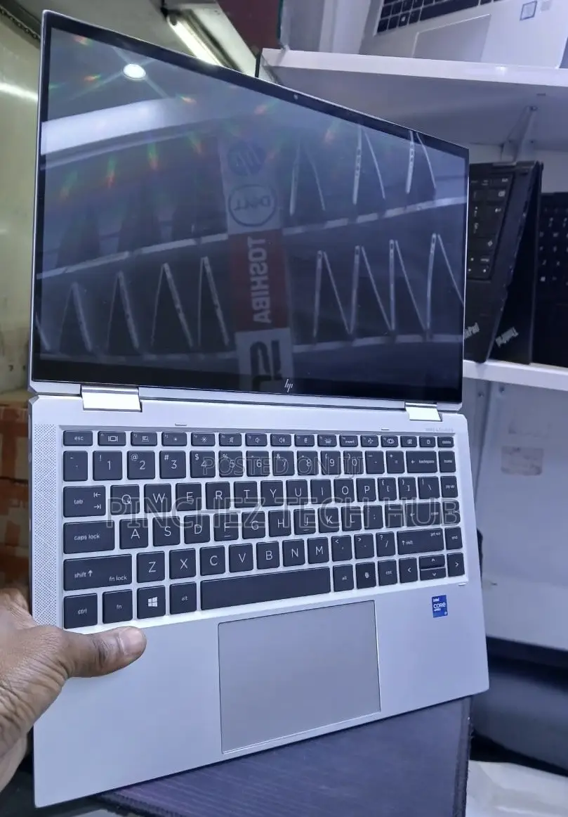 Laptop HP EliteBook 1040 G8 16GB Intel Core I7 SSD 512GB