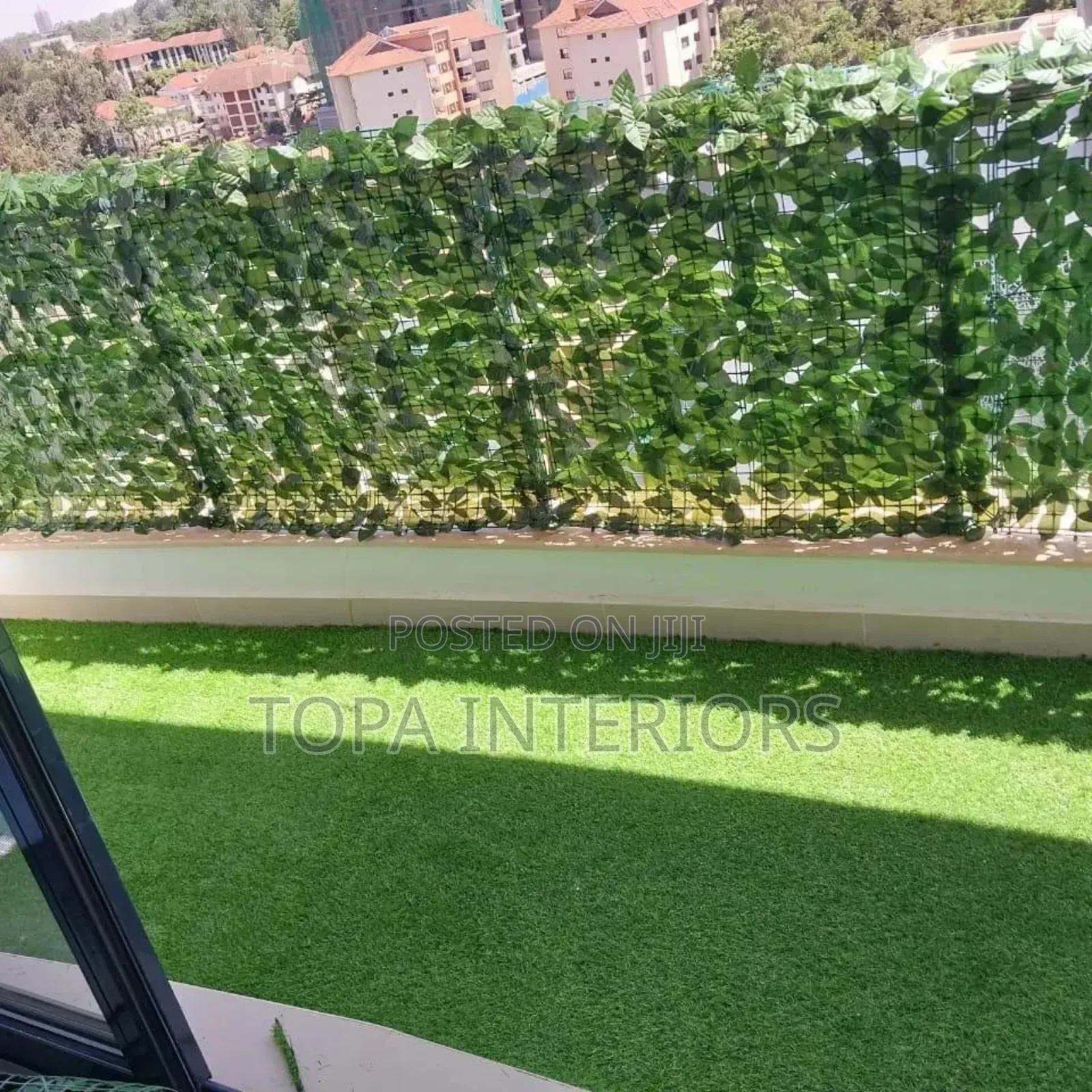 Generic Artificial Green Grass Carpets and Artificial Fence
