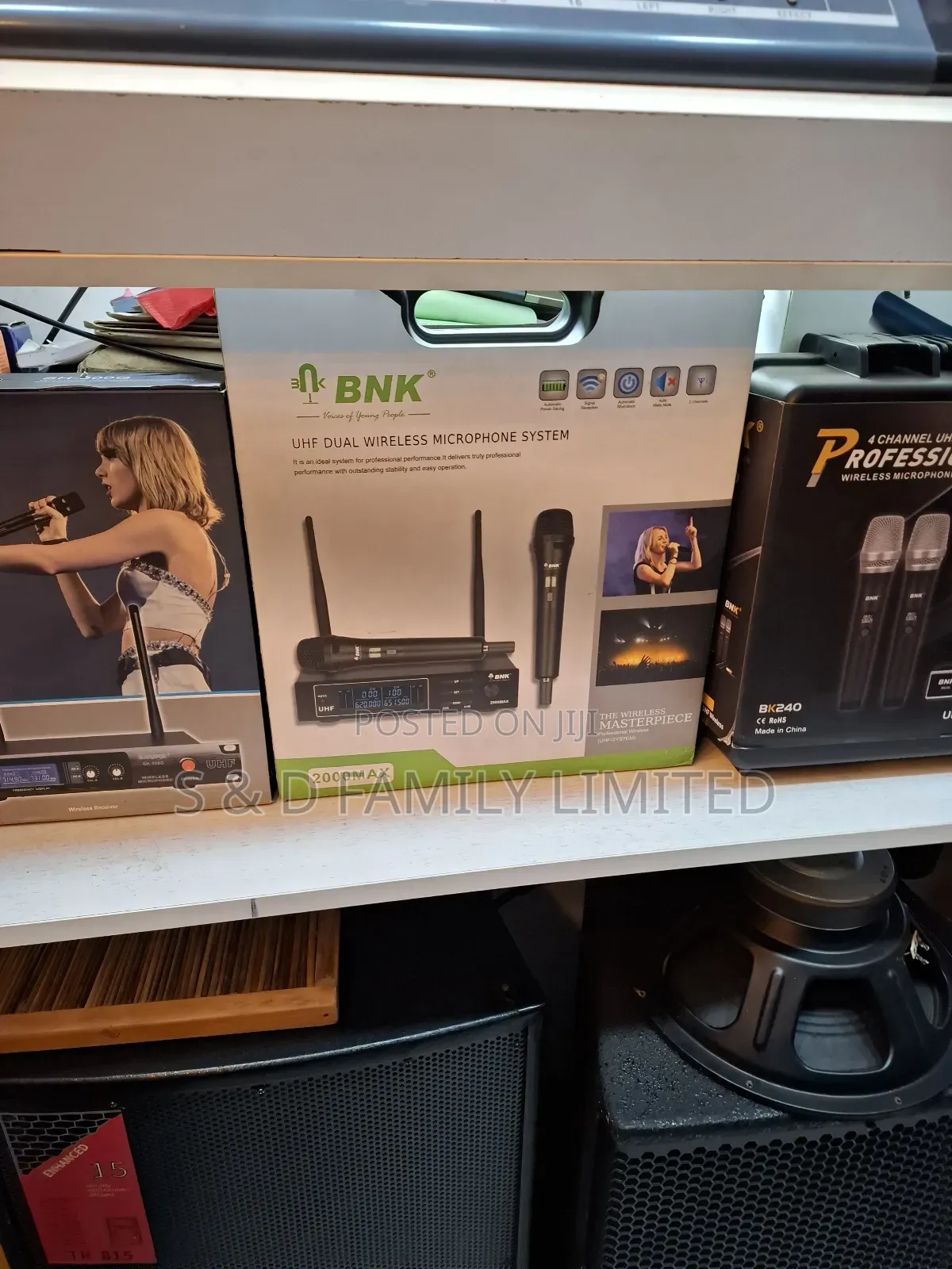 BNK 2000 Max Wireless Microphone