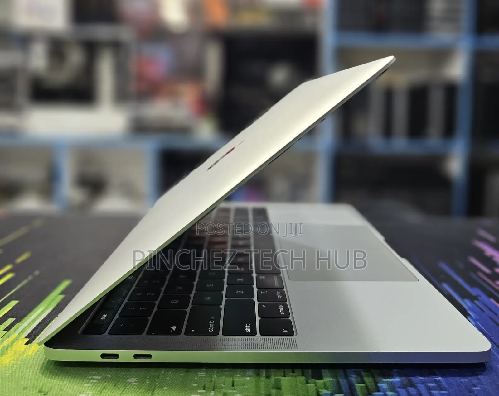 Laptop Apple MacBook Pro 2018 16GB Intel Core I5 SSD 256GB