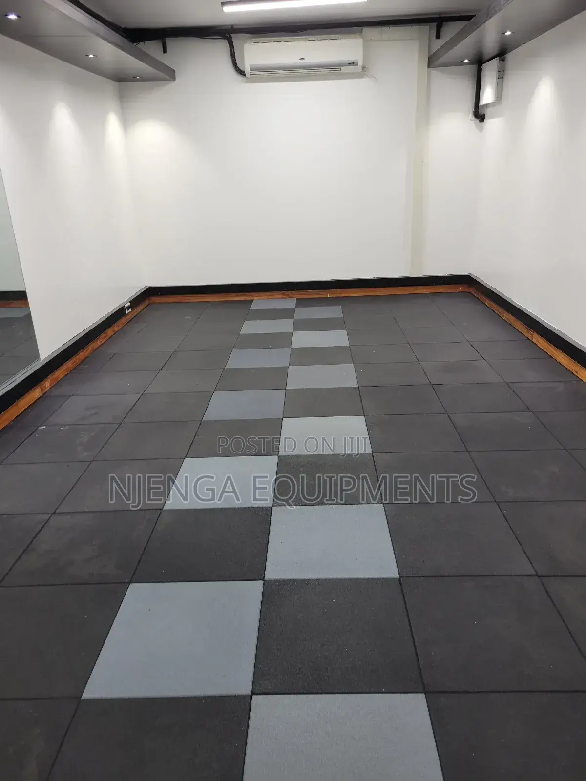 Shock-Arborbing Rubber Gym Flooring Mats