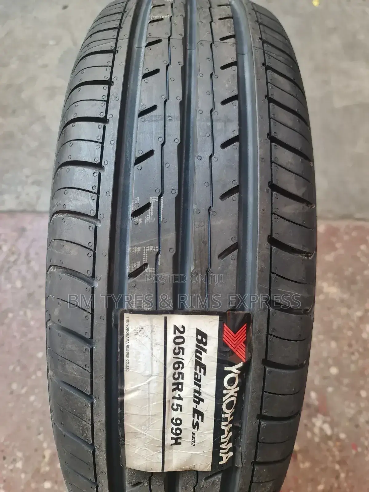 205 /65 R15 Yokohama Tyres (Japan)