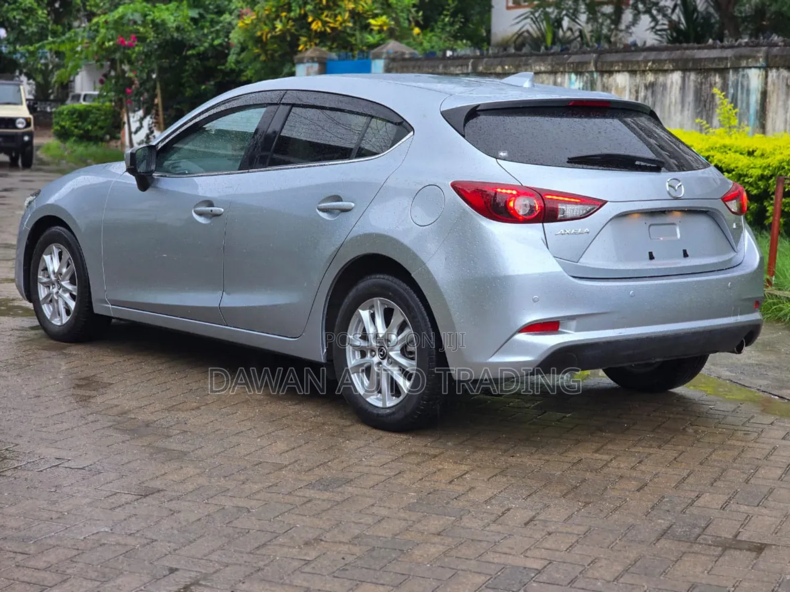 Mazda Axela 2018 Silver