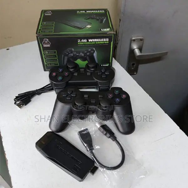 Wireless Controllers –– 10,000 Video Game Retro Box – Plug
