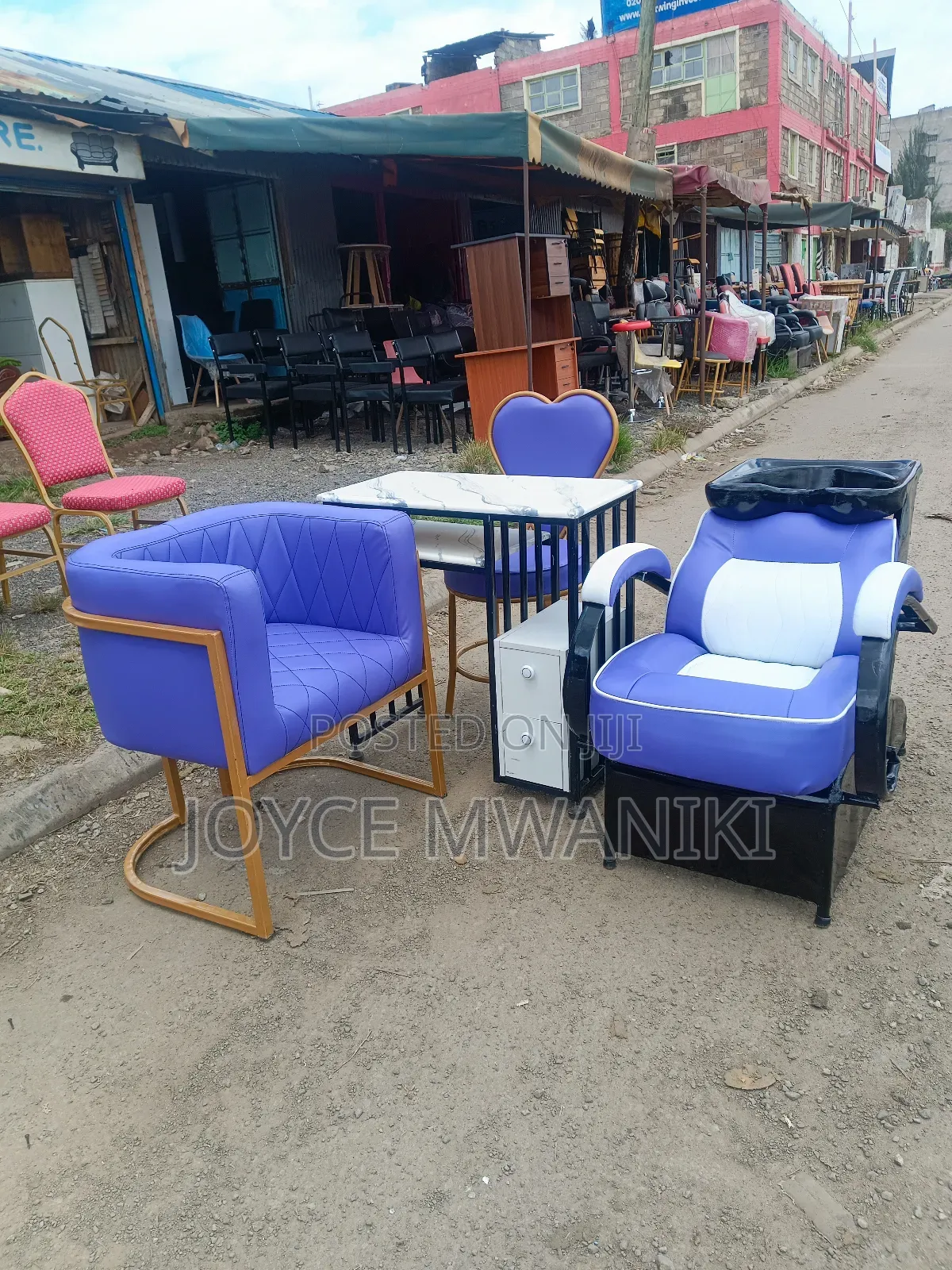 Manicure Set and a Sink Chair, 