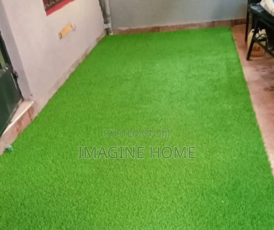 Lifelike Turf Green Grass Carpet