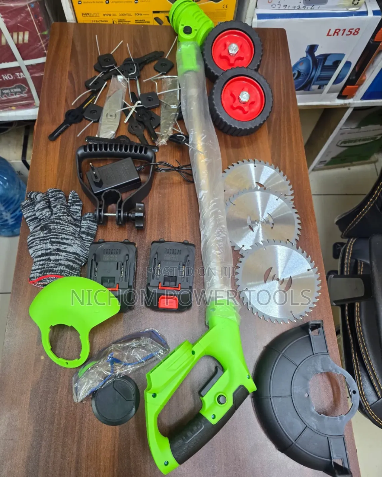Cordless Grass Cutter/Brush Cutter With Accessories
