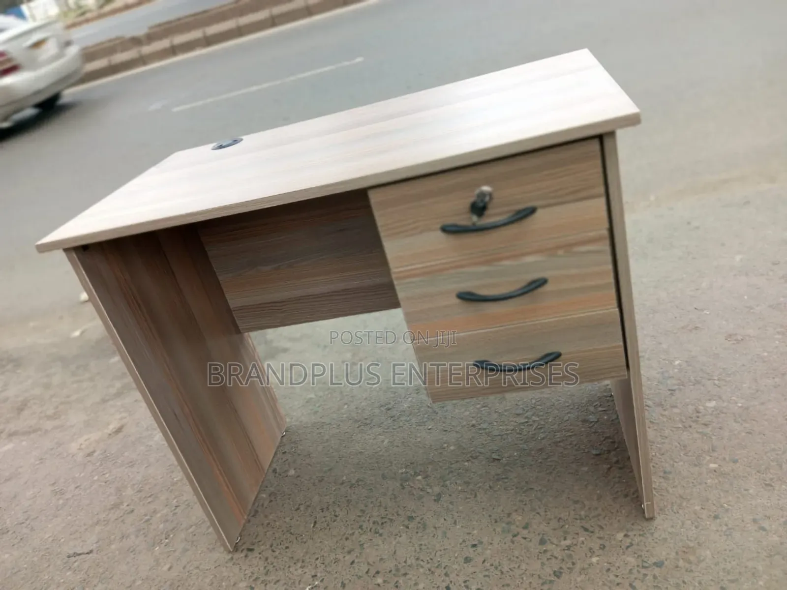 0.9m Coimbra Study Desk