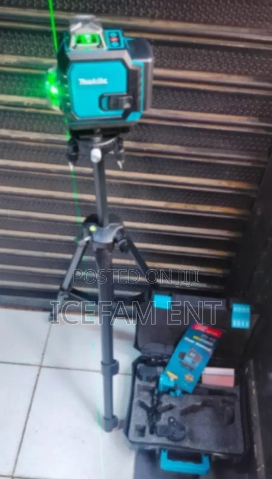 Makita Laser Level With Stand