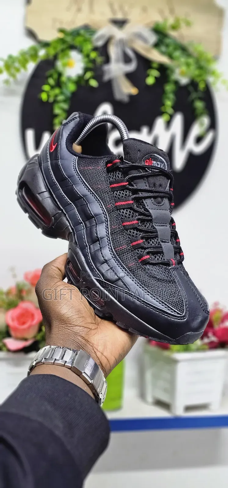 Black Airmax 95 Sneakers