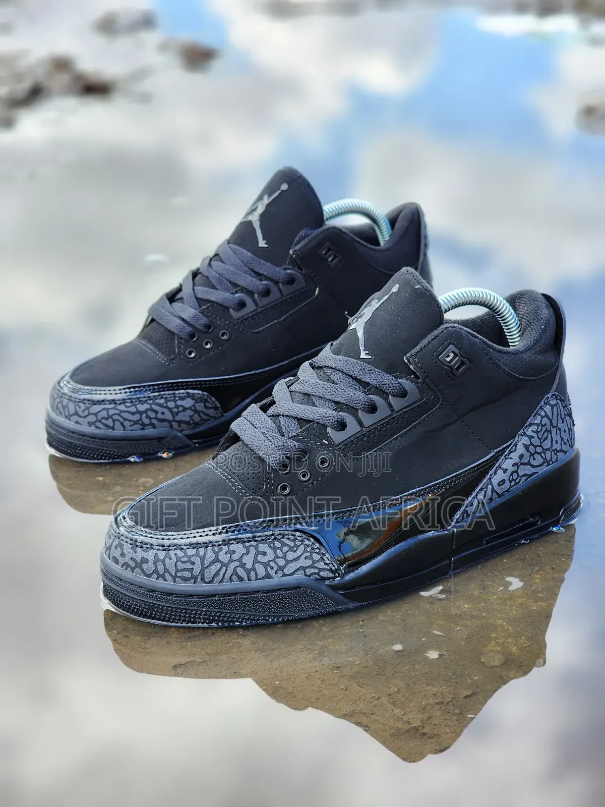 Jordan 3 Black Cat Sneakers
