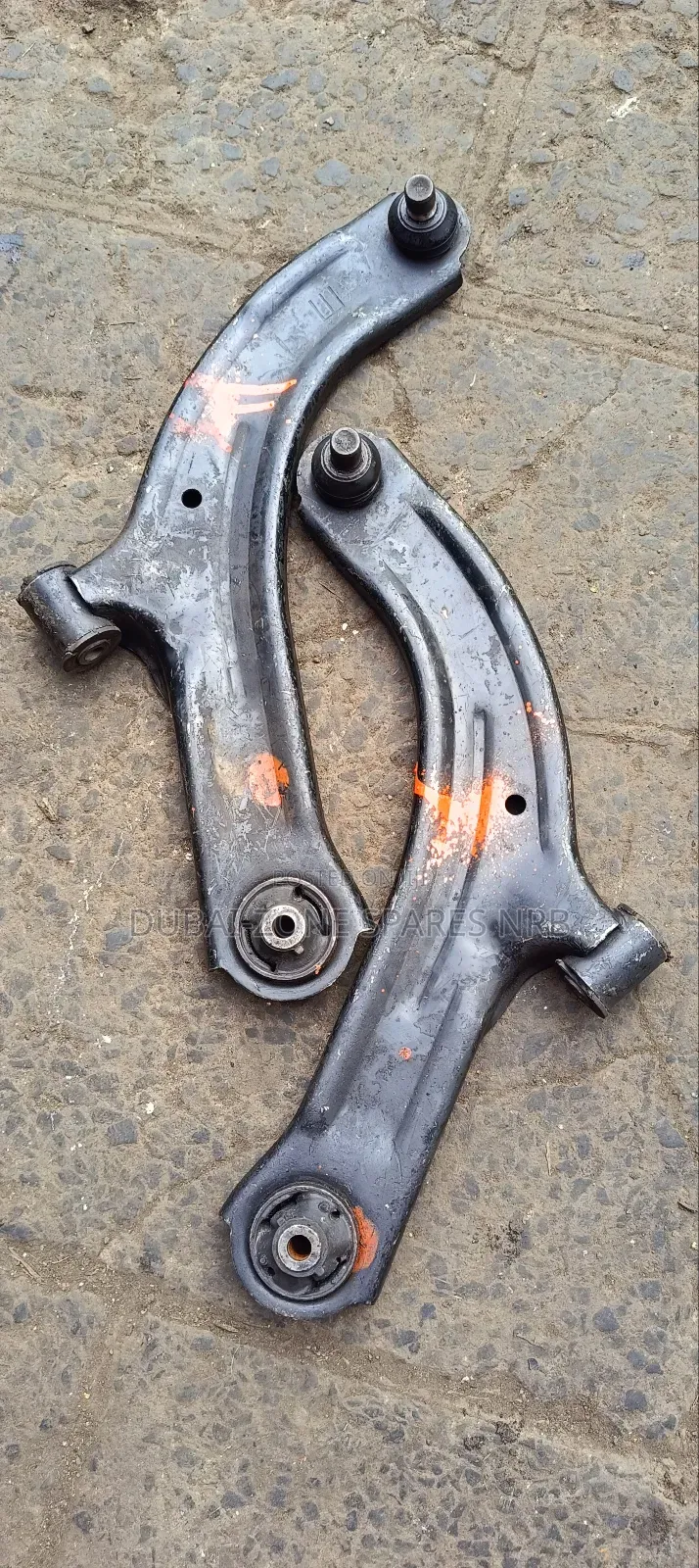 Nissan Wing Road Y12,Note,Tiida,March Arms.