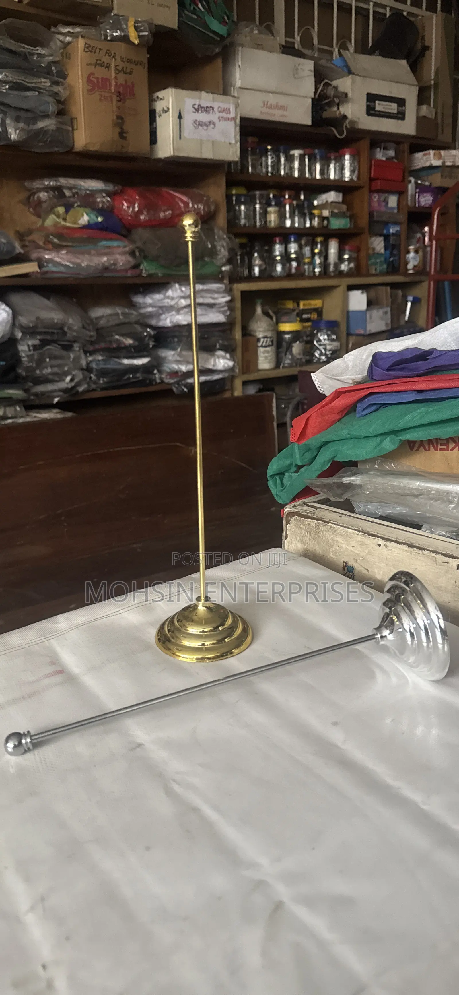 Elegant 12 Inch Gold/Silver Flag Stands With Stable Base