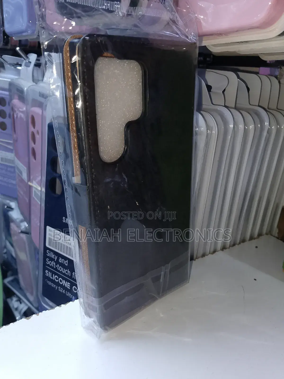 Samsung S24 Leather Elegant Flip Cover