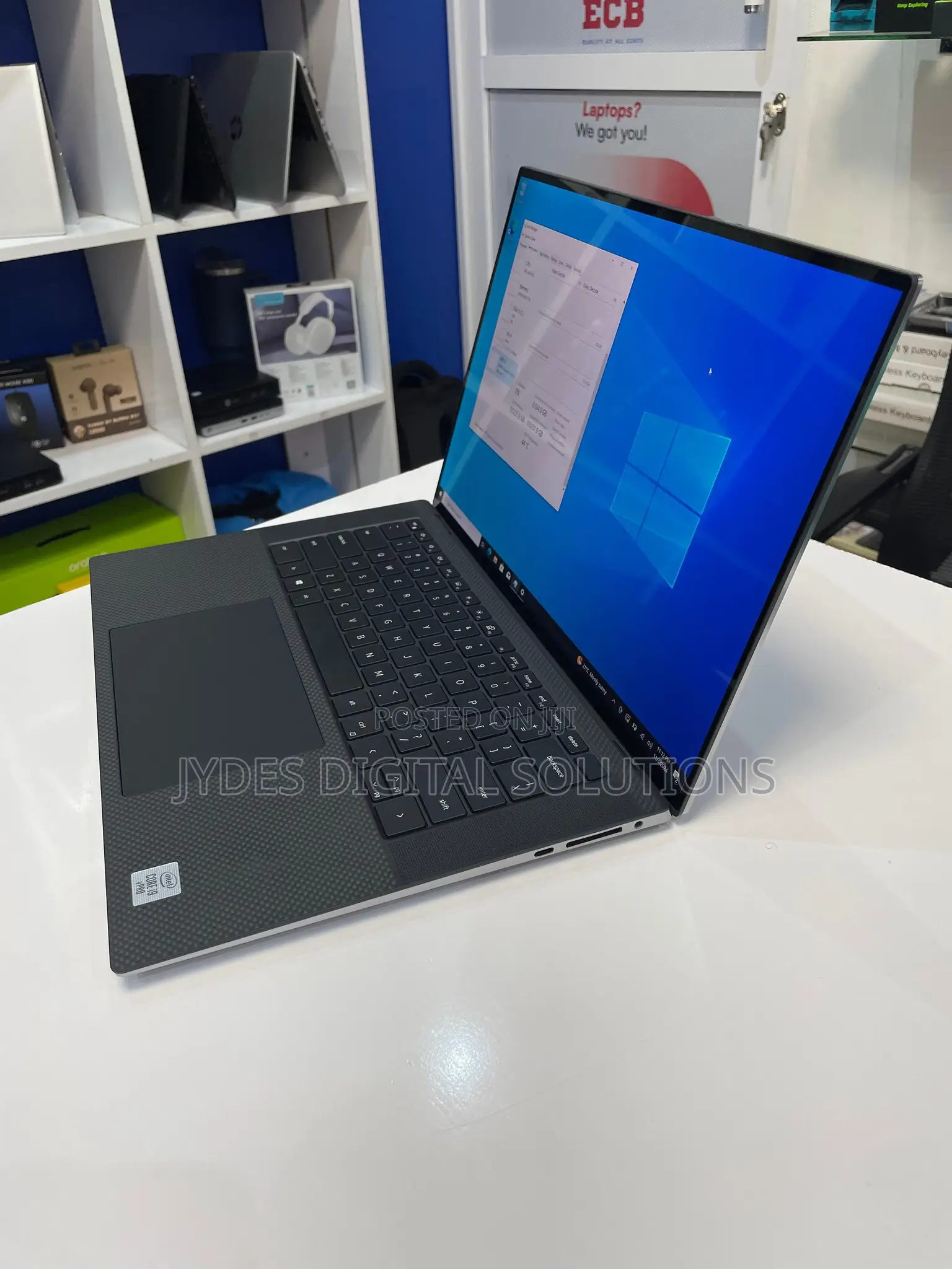 Laptop Dell Precision 5550 32GB Intel Core i7 SSD 512GB