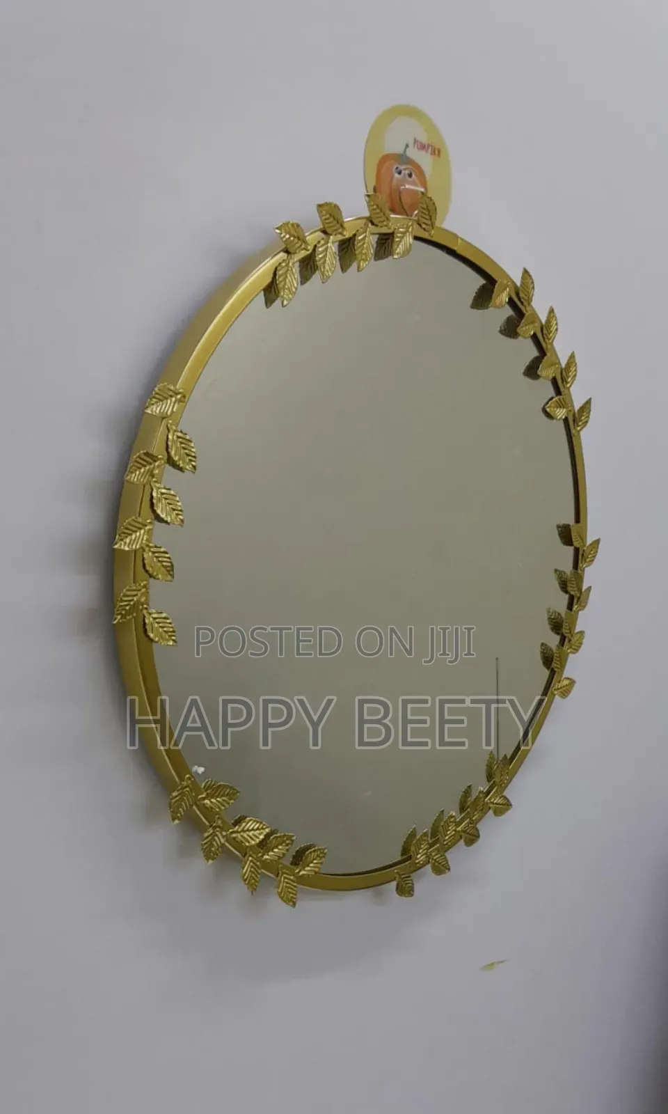*Decorative Wall Hanging Mirror*