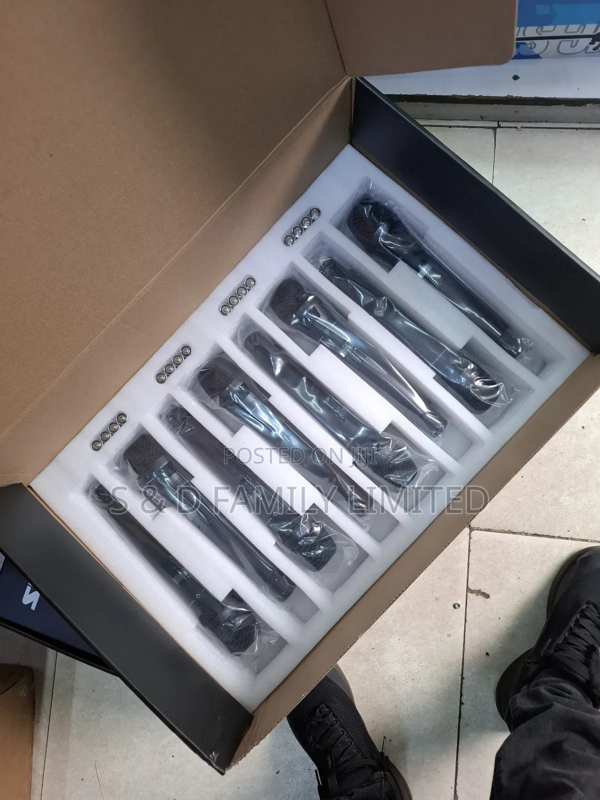 Shure Glxd98 Eight in One Wireless Microphone