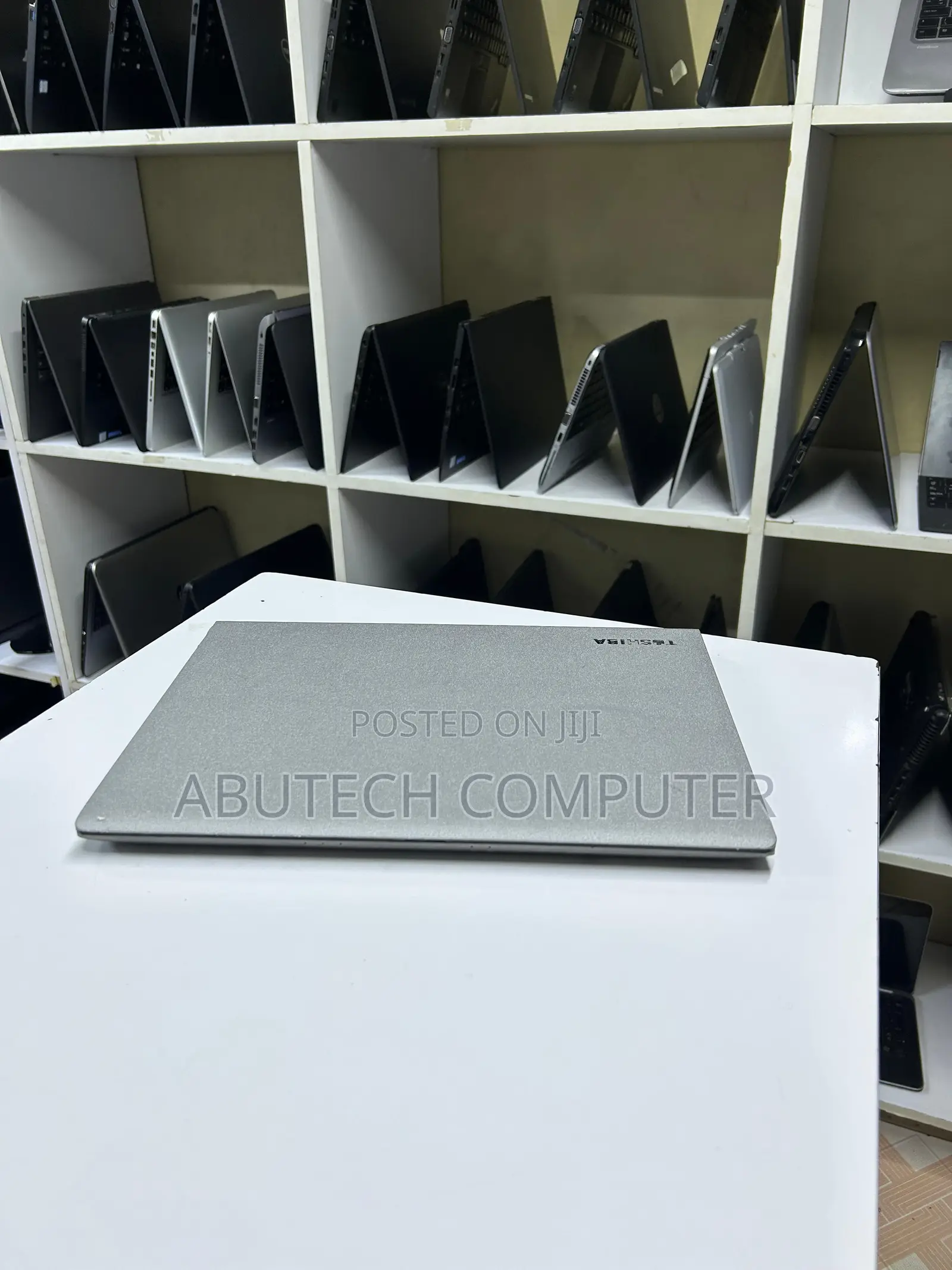 Laptop Toshiba Dynabook R634/M 4GB Intel Core I5 SSD 128GB