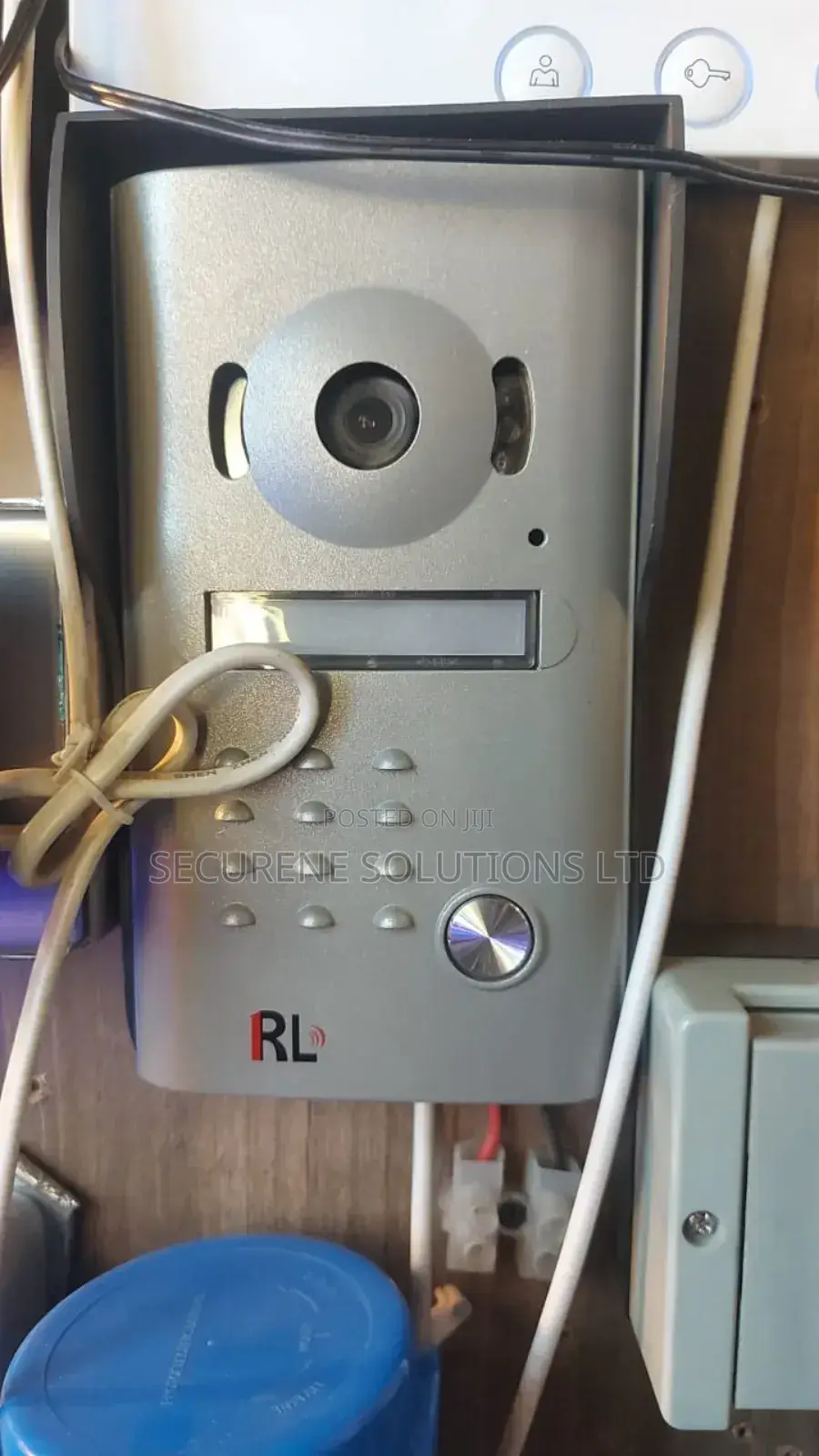 An Rl-06f Video Doorphone System.