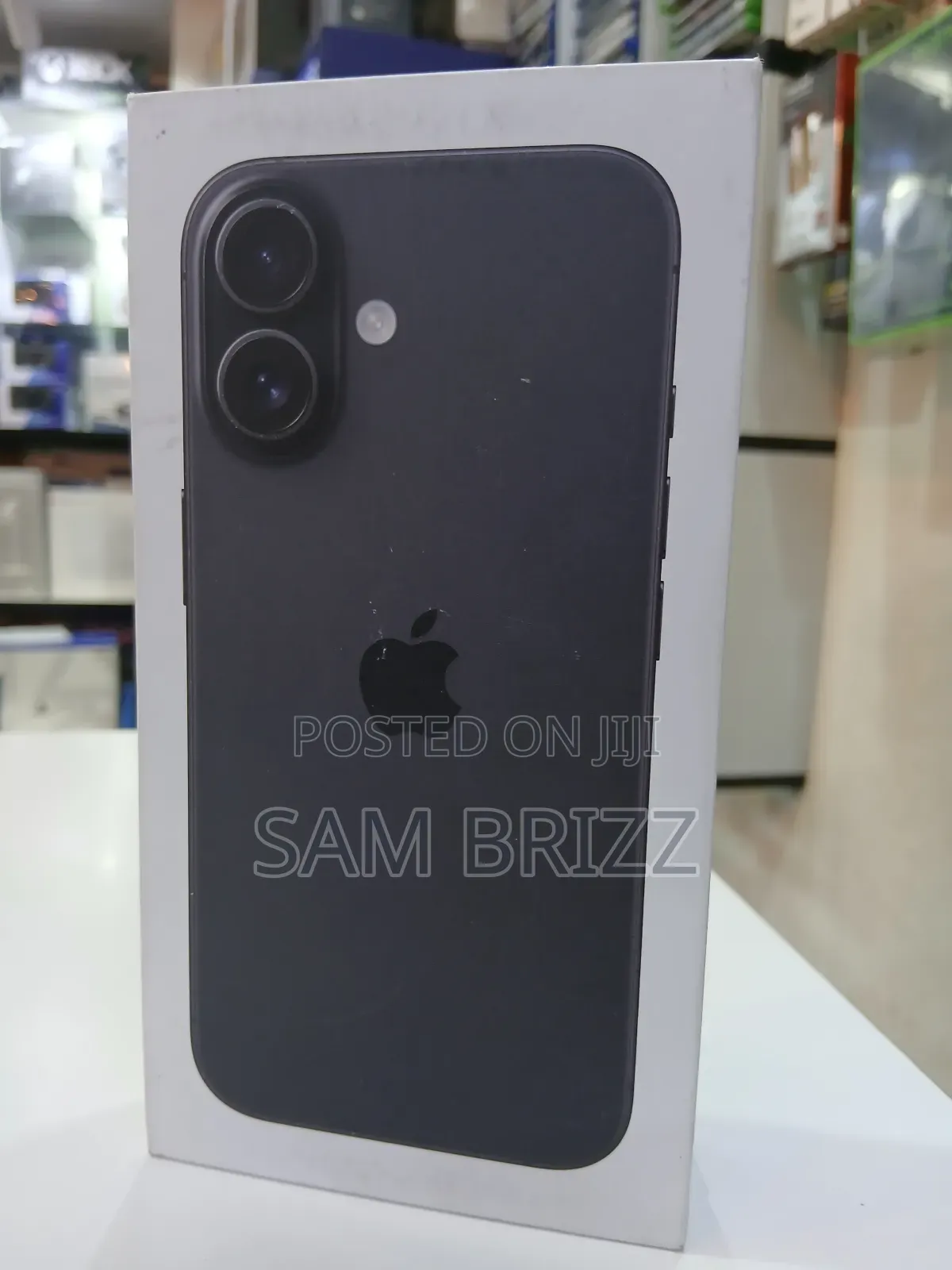 New Apple iPhone 16 128 GB Black