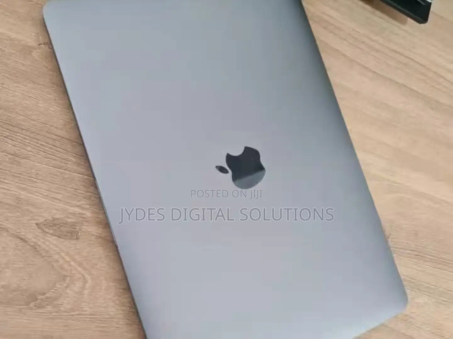 Laptop Apple MacBook Pro 2018 16GB Intel Core I7 SSD 512GB