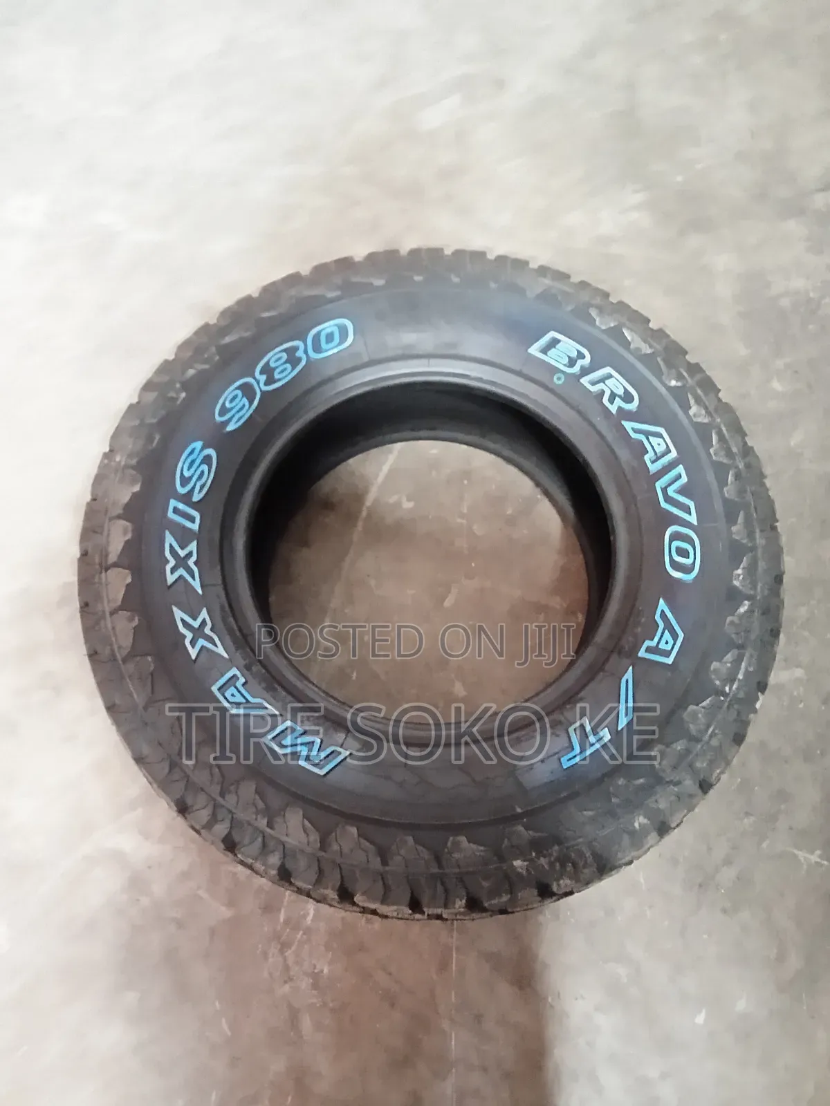 235/75 R15 Maxxis Bravo At980