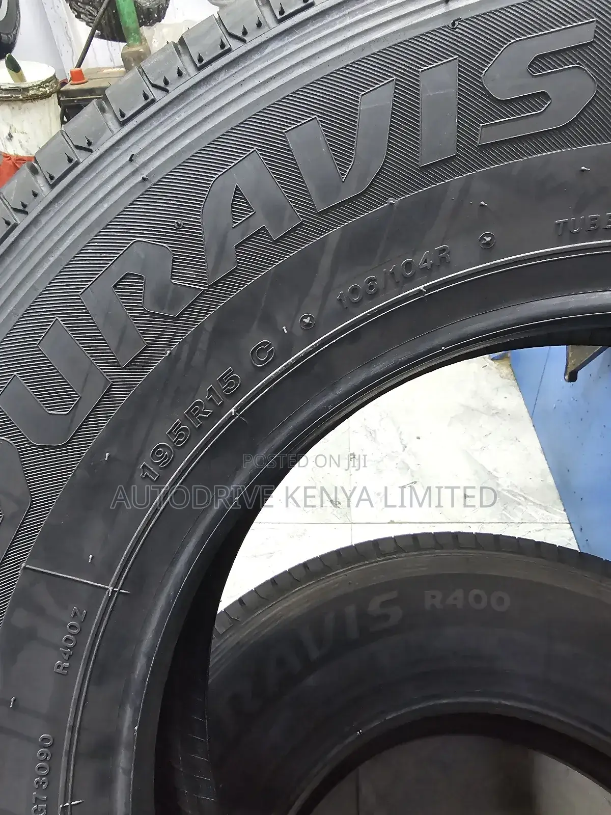 195r15c Bridgestone Commercial Tyre