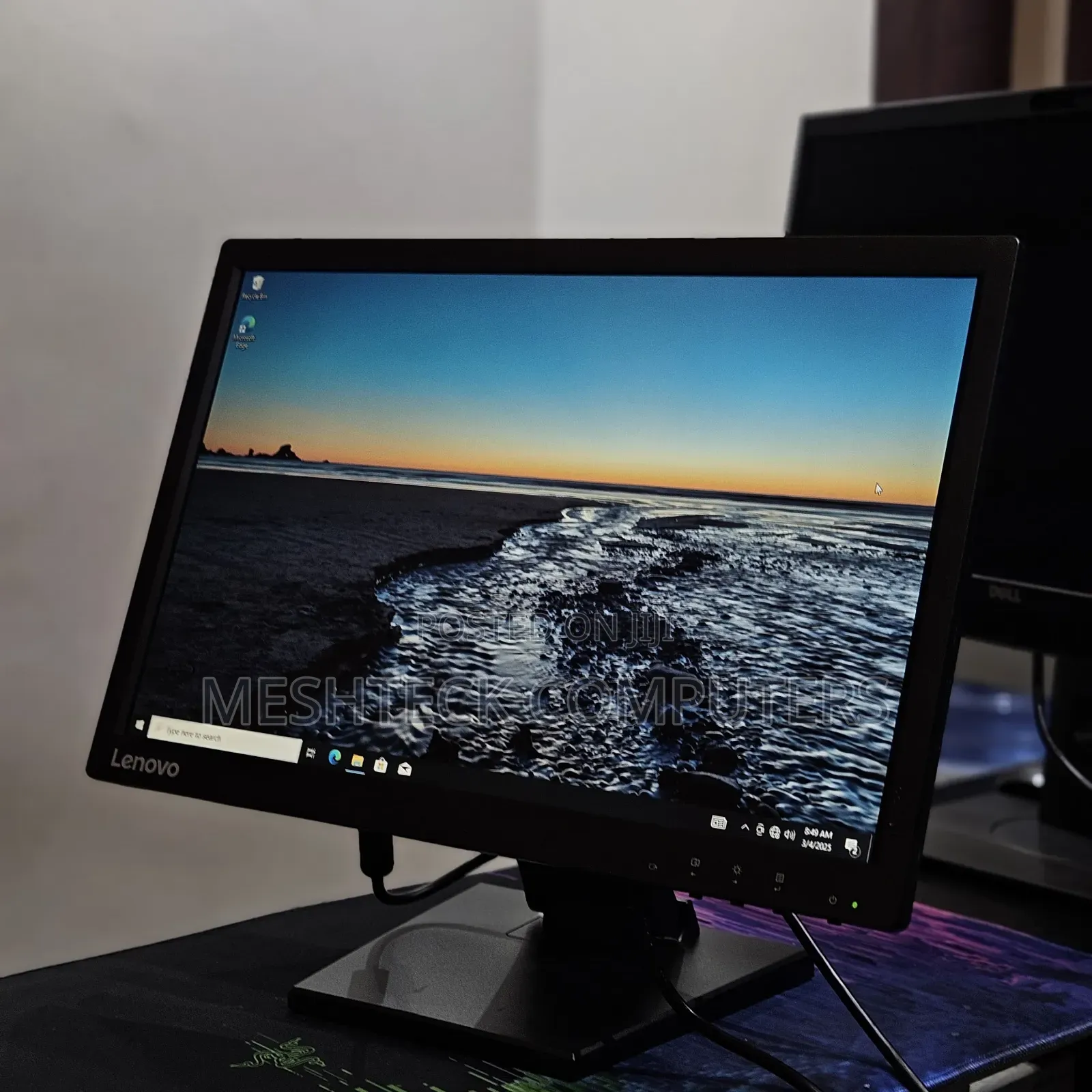 Lenovo Monitor 20 Inches Wide