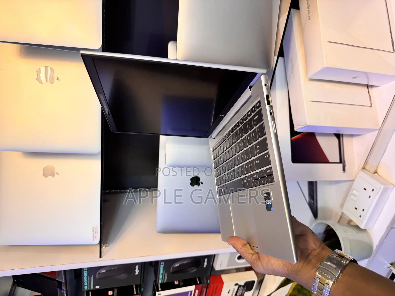 Laptop HP EliteBook 830 G9 16GB Intel Core I7 SSD 1T
