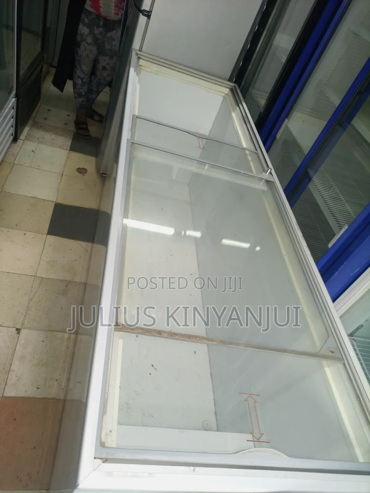 Horizontal Display Deep Freezer Ugur