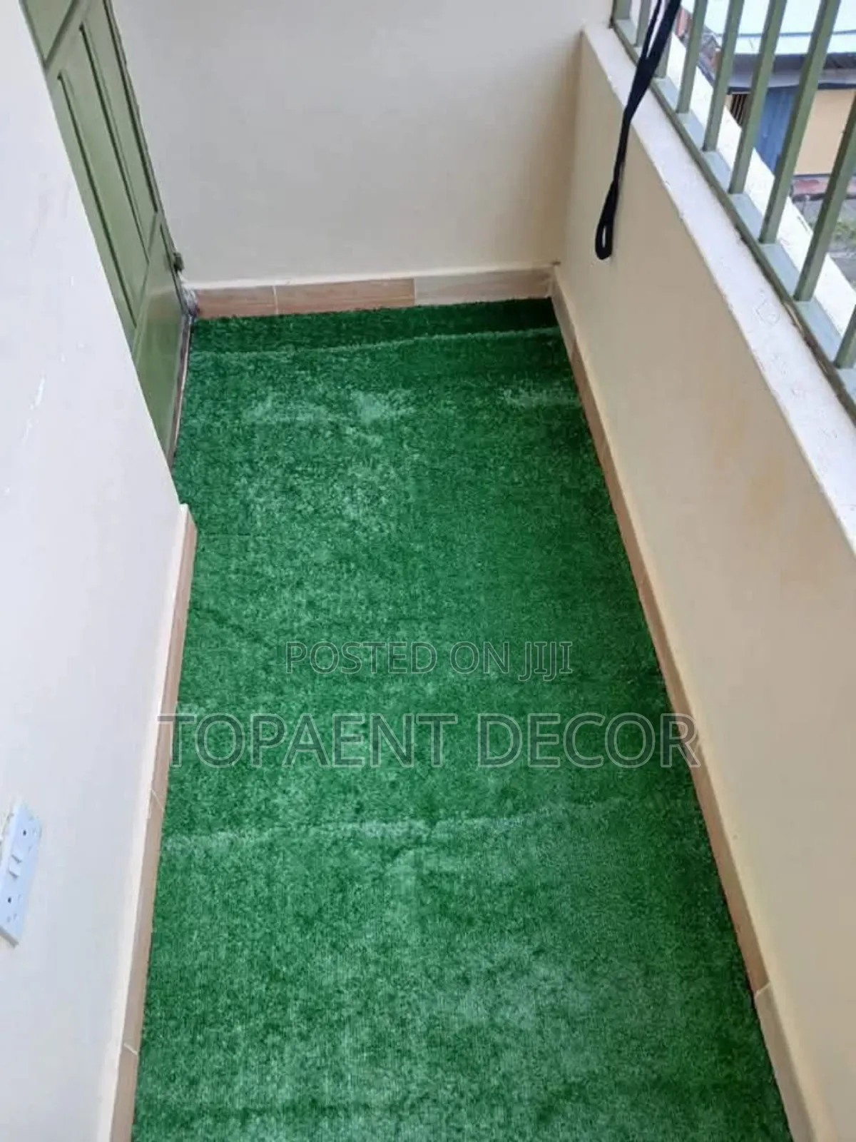 Functional Green Dummy 10mm Thick Artificial Grass Carpet