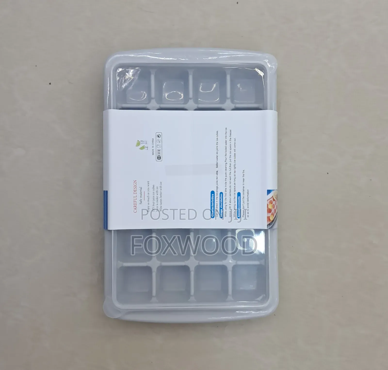 Ice Cube Tray With a Lid, 24 Section