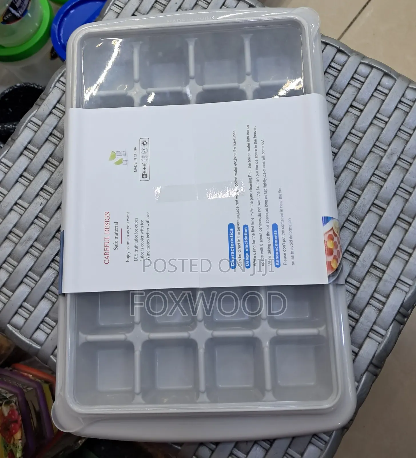 Ice Cube Tray With a Lid, 24 Section