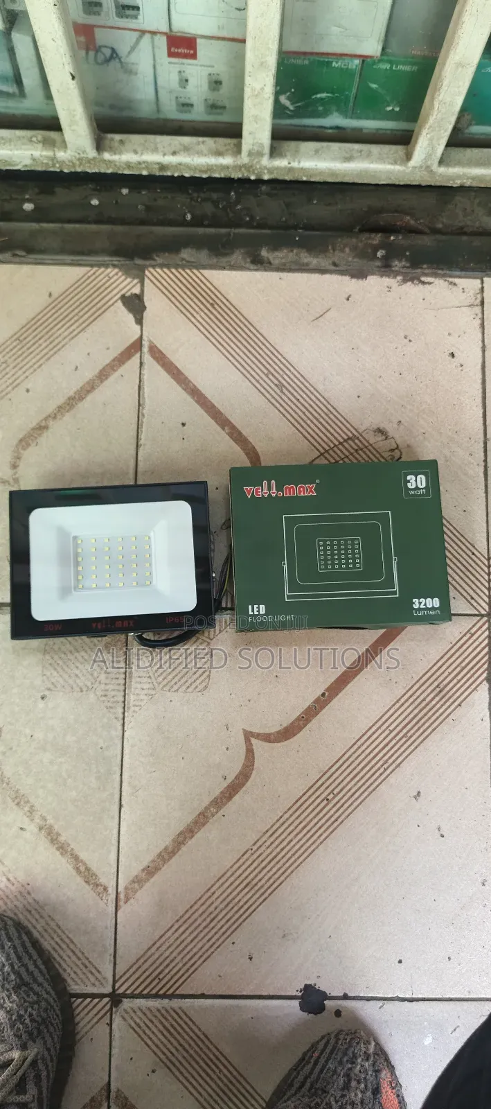 30watt Velmax Ac Floodlight