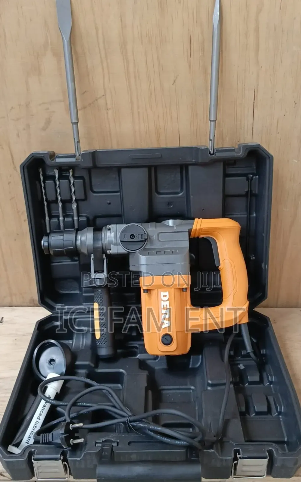 Dera 1200w Rotary Hammer Drill/Rotary Hammer