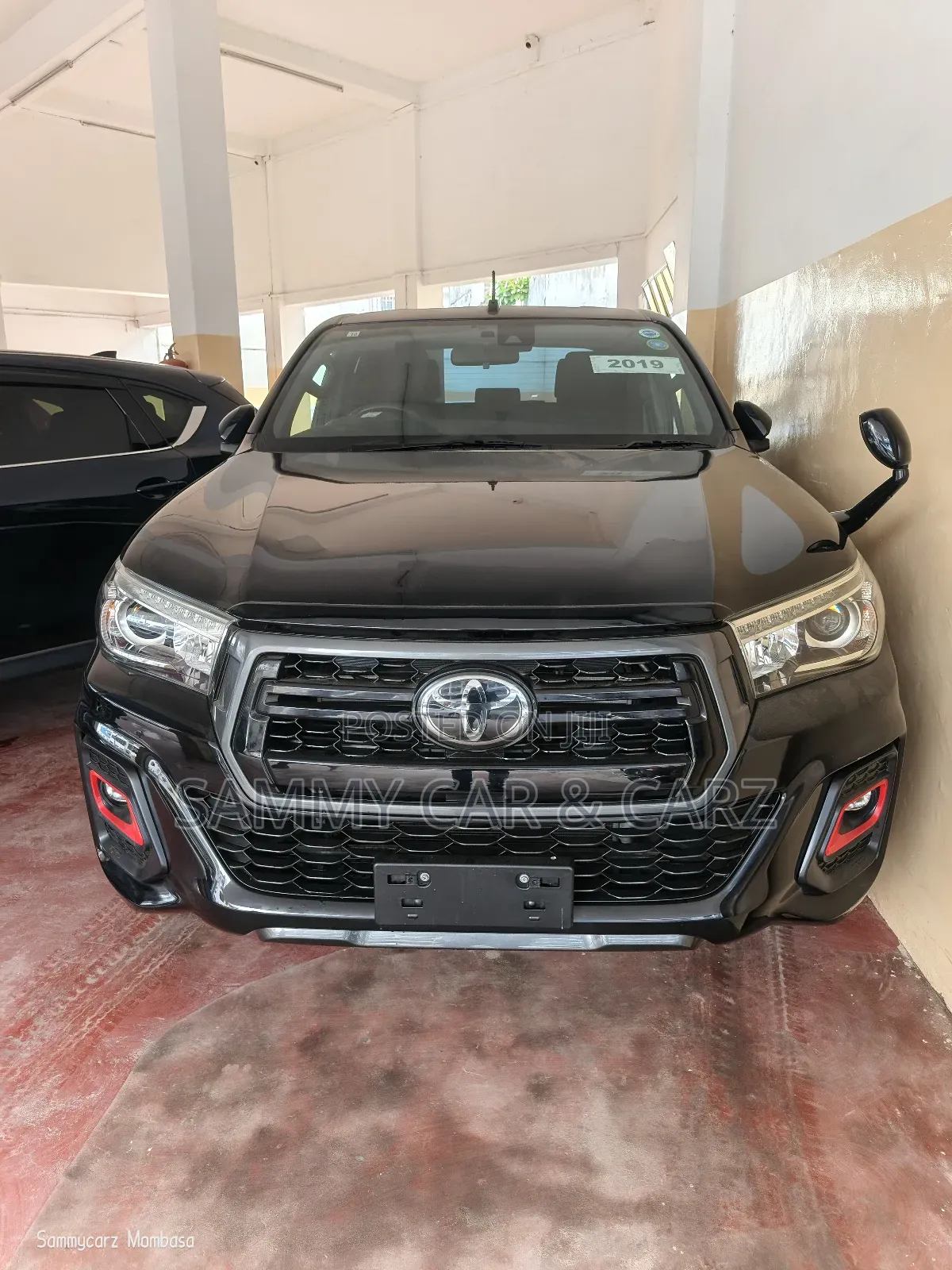 Toyota Hilux 2019 Black