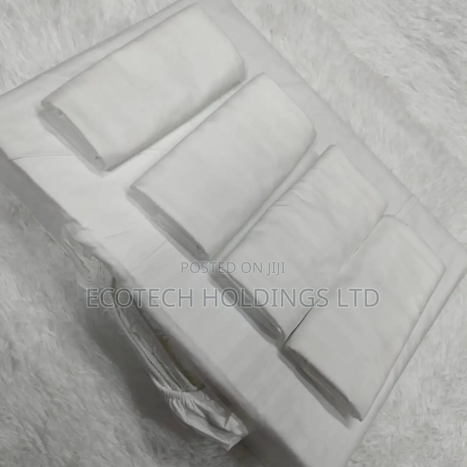 Fitted White Cotton Bedsheets.