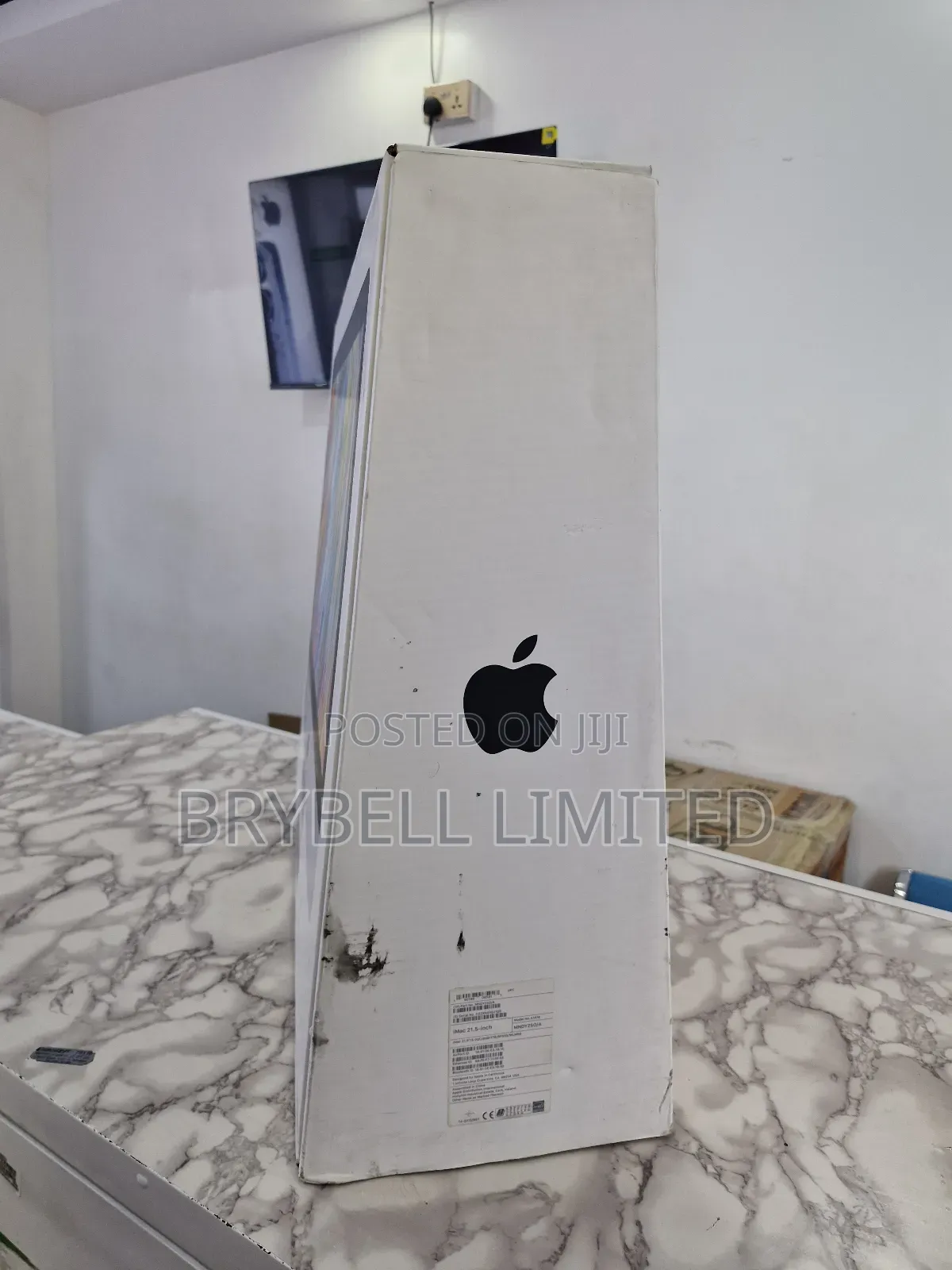 New Desktop Computer Apple iMac 8GB Intel Core I5 SSD 1T