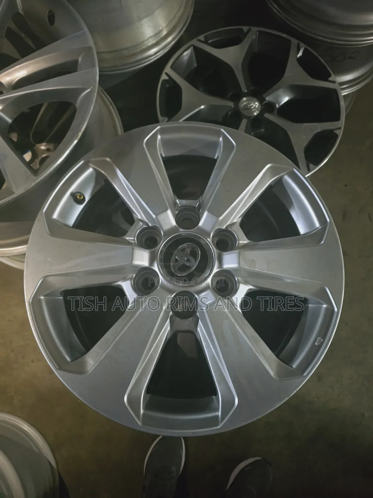 Land Cruiser Lc 300 Zx 18 Inch Original Rims Set