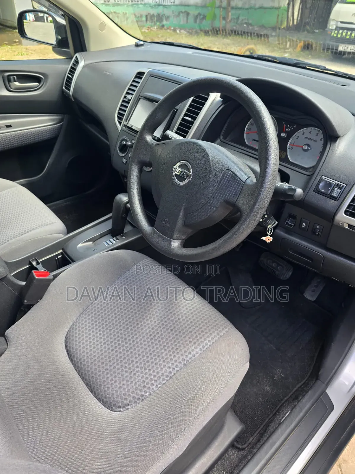 Nissan Wingroad 2018 Silver