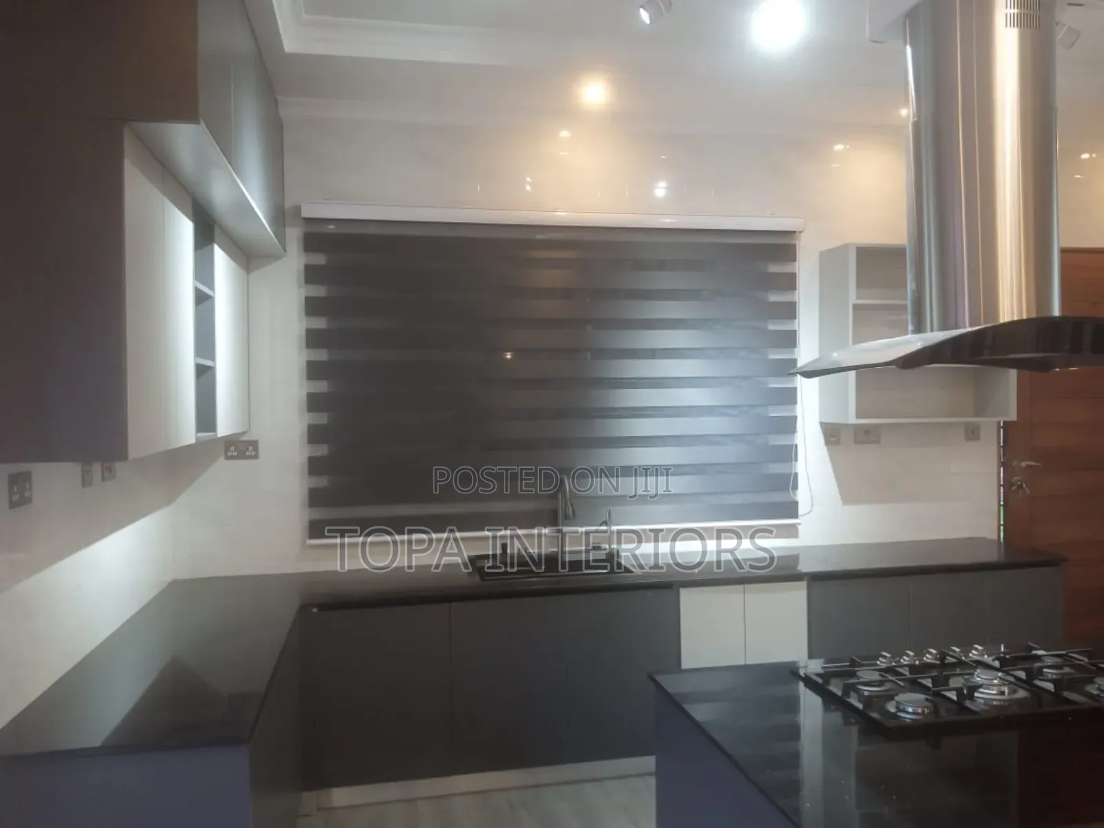 Roller Window Blinds for Office Windows and Kitchen Windows