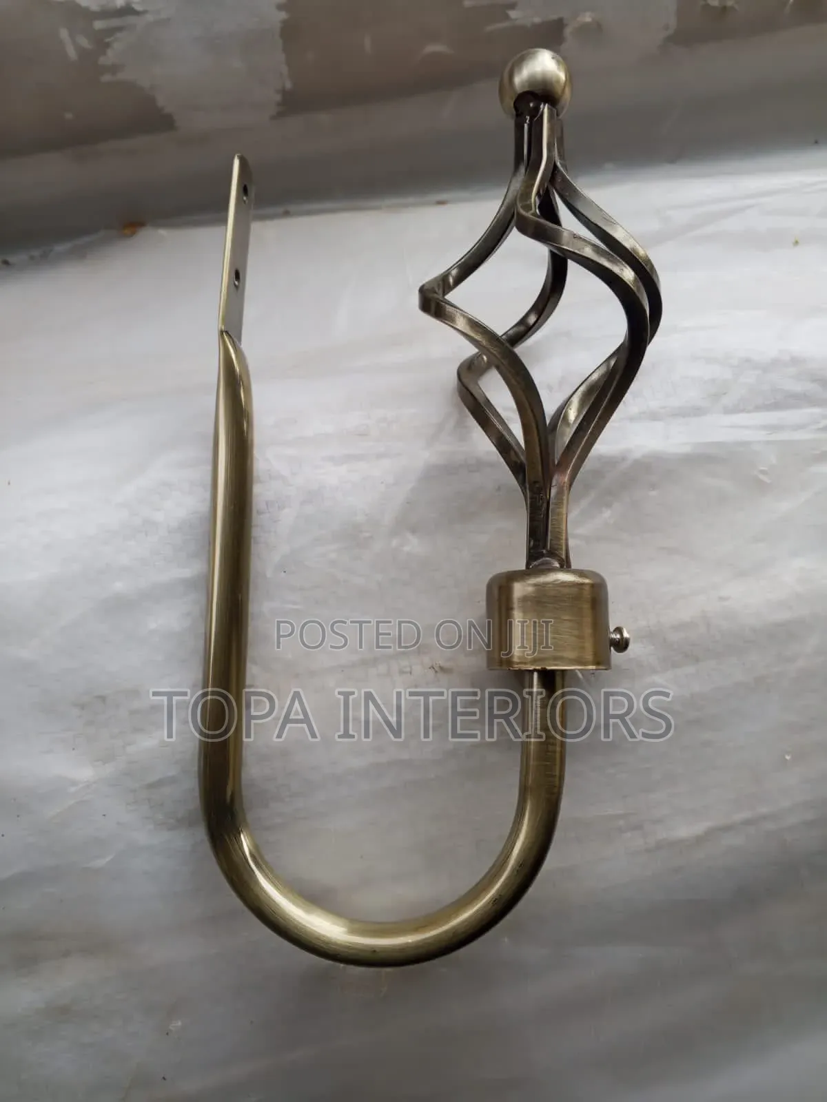 Metallic Wall Mounted Curtain Holders Tiebacks