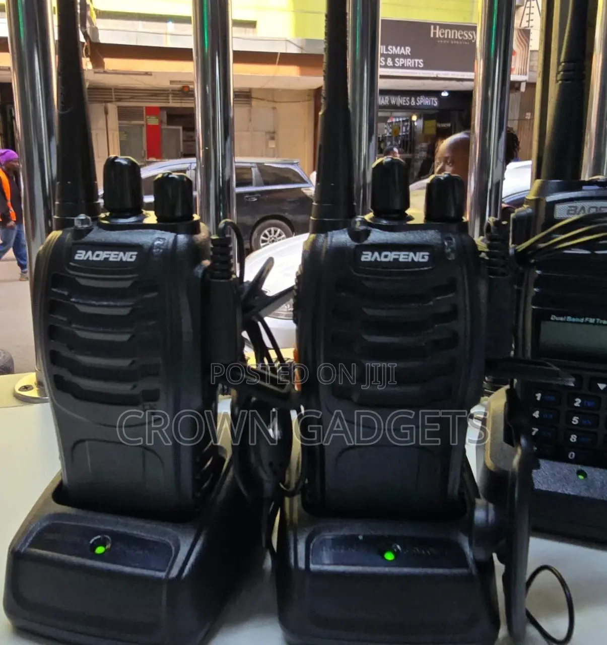 Dual PTT Baofeng Radios – 2 Units + Rechargeable Battery