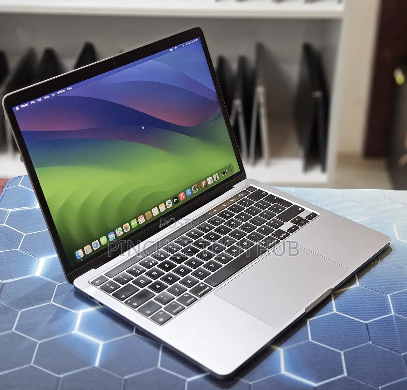 Laptop Apple MacBook Pro 2022 M2 8GB Intel Core I5 SSD 256GB