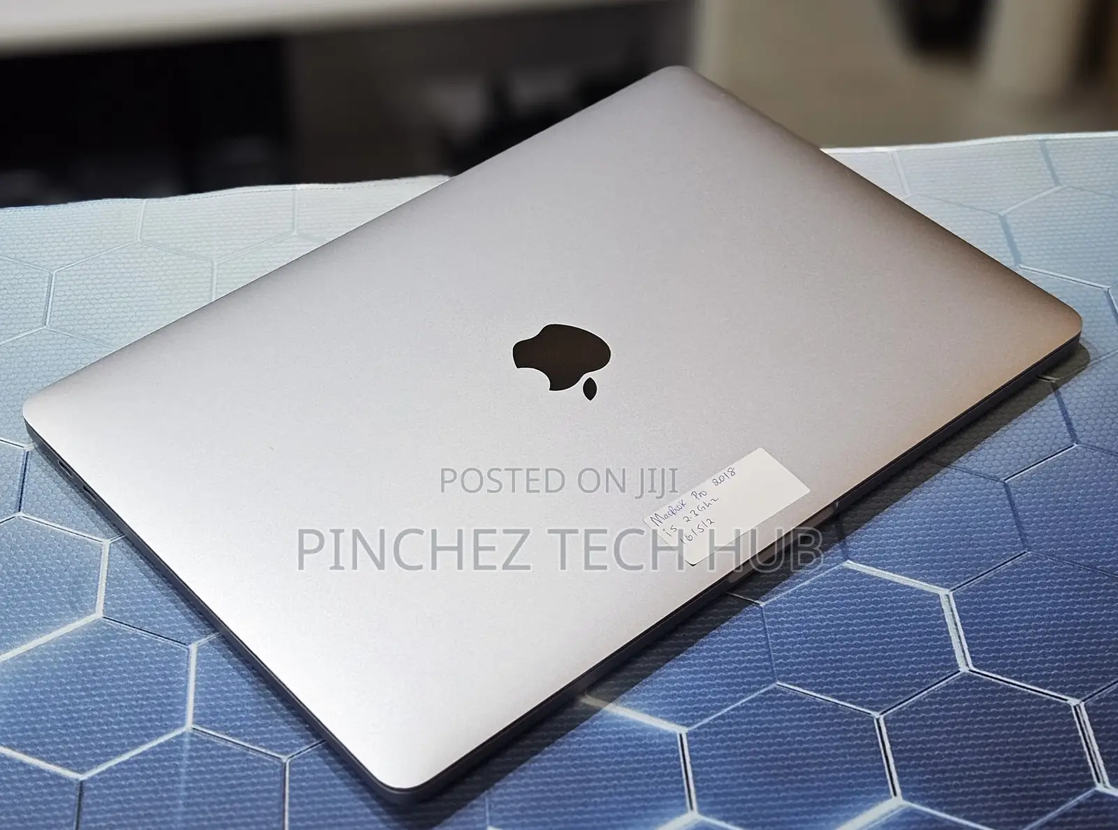 Laptop Apple MacBook Pro 2022 M2 8GB Intel Core I5 SSD 256GB