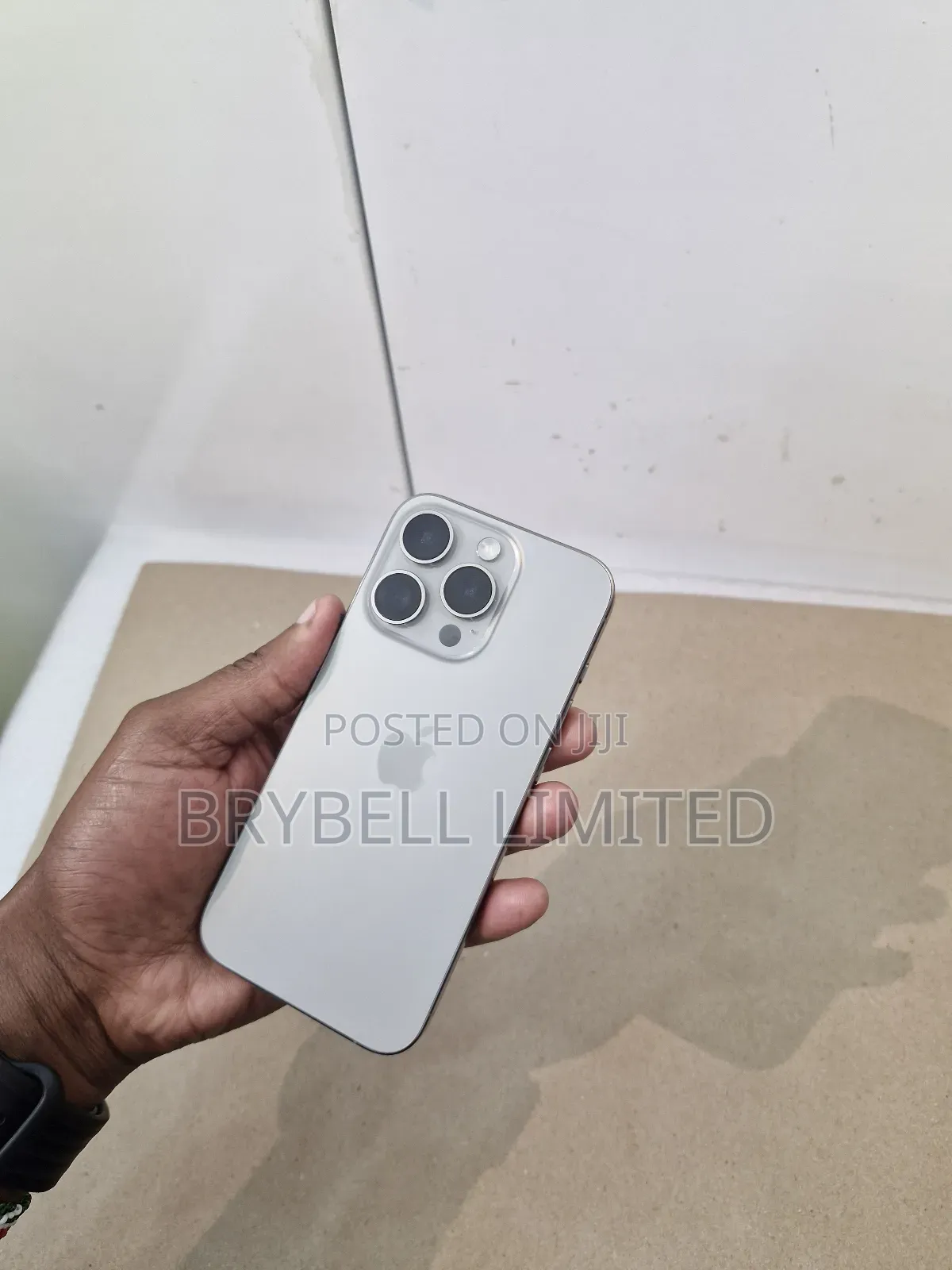 Apple iPhone 15 Pro 128 GB Gray
